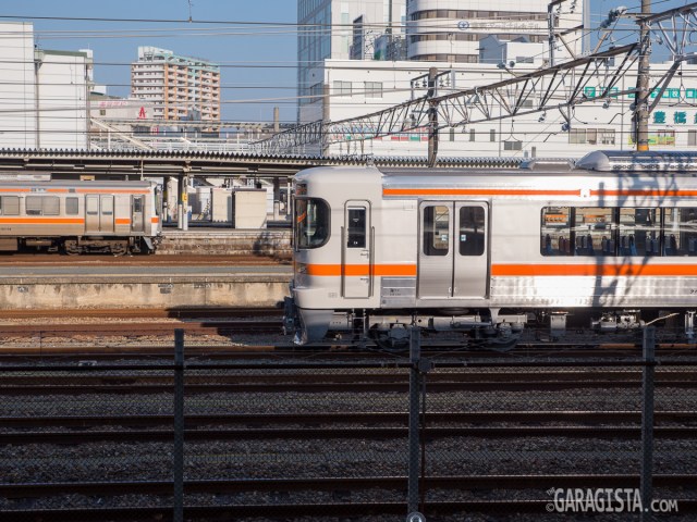 Local train to Nishi Okazaki